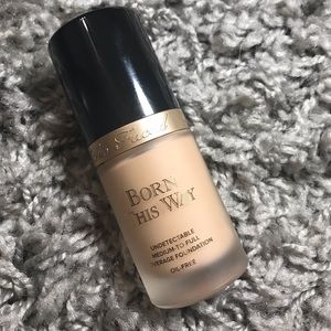 Too Faced Born This Way Foundation
